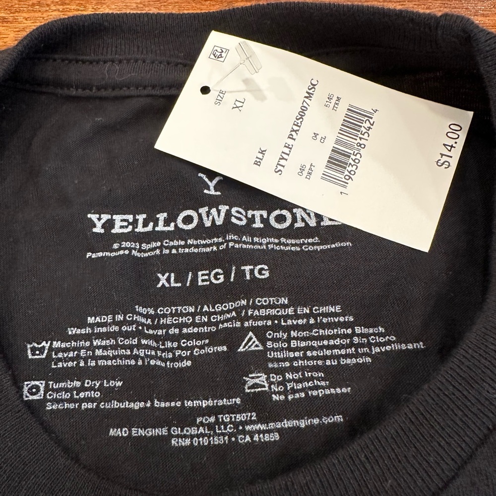 NWT Yellowstone Dutton Ranch Black T-Shirt, Men’s XL - Picture 3 of 5